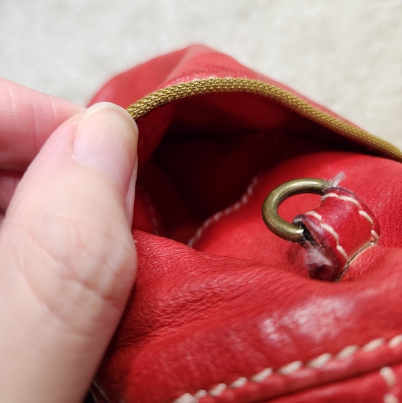 Relisted Vintage Sissirossi small red and gold leather handbag - Picture 6 of 14
